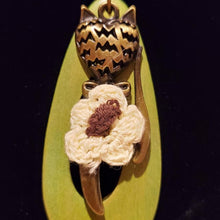 Load image into Gallery viewer, Adorable Kitten Cat Pendant Green Necklace